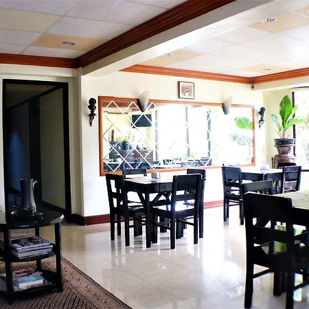 Zen Rooms Vest Grand Suites Bohol Tagbilaran City Exterior photo